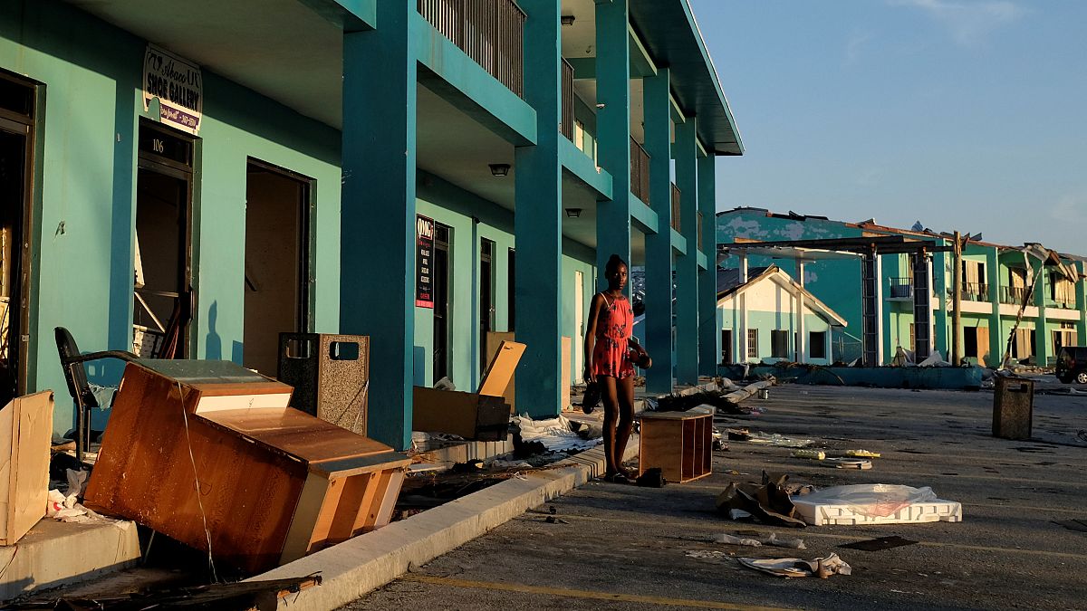 Uragano Dorian arriva negli Stati Uniti, si aggrava bilancio a Bahamas