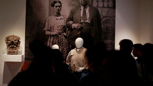 Frida Kahlo y Diego Rivera: unidos en el arte y el amor Frida Kahlo y Diego Rivera: unidos en el arte y el amor