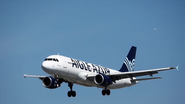 Un avion d'Aigle Azur à l'atterrissage à l'aéroport de Paris-Orly, le 06/09/2019 Un avion d'Aigle Azur à l'atterrissage à l'aéroport de Paris-Orly, le 06/09/2019