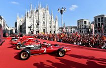 Ferrari celebra 90 anos em Milão