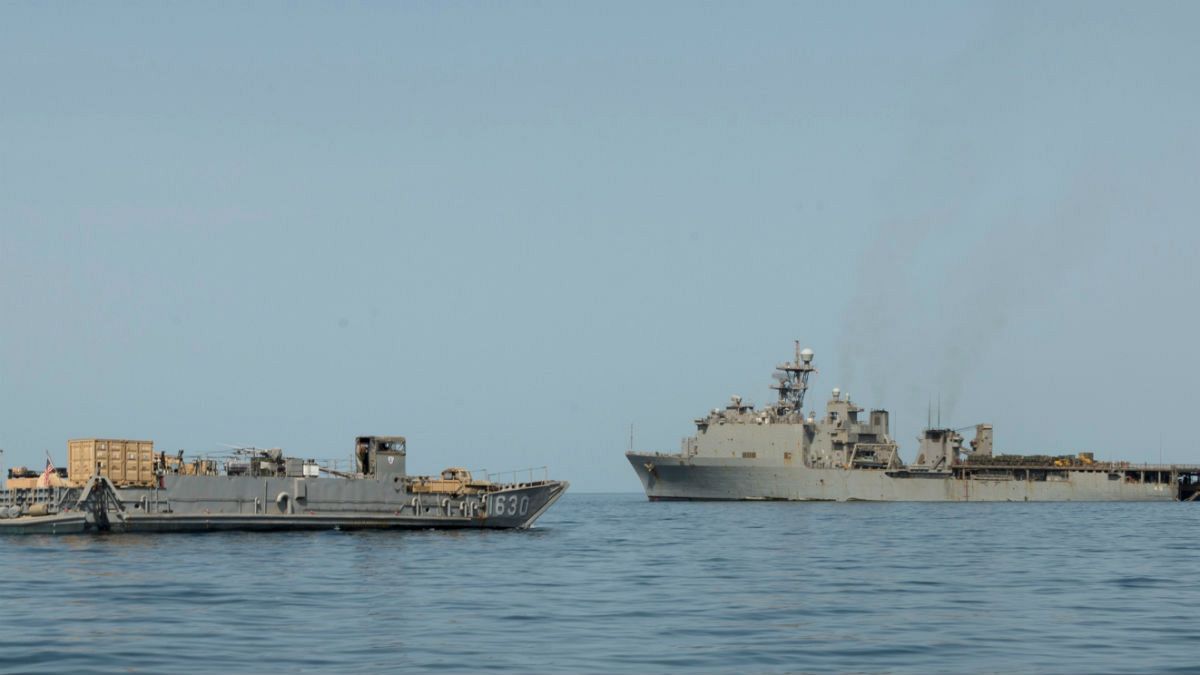 توقیف کشتی حامل سوخت قاچاق در خلیج فارس؛ ۱۲ خدمه فیلیپینی دستگیر شدند