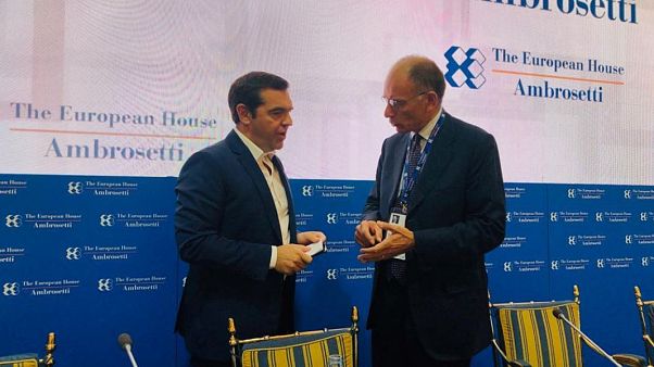 Αλέξης Τσίπρας: «Ανάγκη δημιουργίας ευρωπαϊκού προοδευτικού μετώπου» Αλέξης Τσίπρας: «Ανάγκη δημιουργίας ευρωπαϊκού προοδευτικού μετώπου»