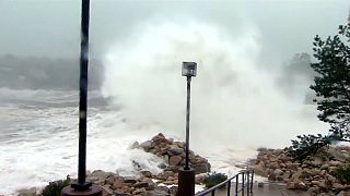 شاهد: الإعصار دوريان يتسبب في رياح قوية وأمطار مع اقترابه من كندا