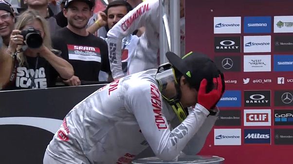 Loic Bruni nyerte a UCI Mountain Bike Világkupát az amerikai Snowshoe-ban Loic Bruni nyerte a UCI Mountain Bike Világkupát az amerikai Snowshoe-ban