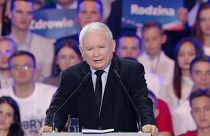 Jóléti intézkedésekkel kampányol Kaczynski