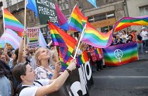 Saraybosna'nın ilk Onur Yürüyüşü yoğun güvenlik önlemleri altında yapıldı