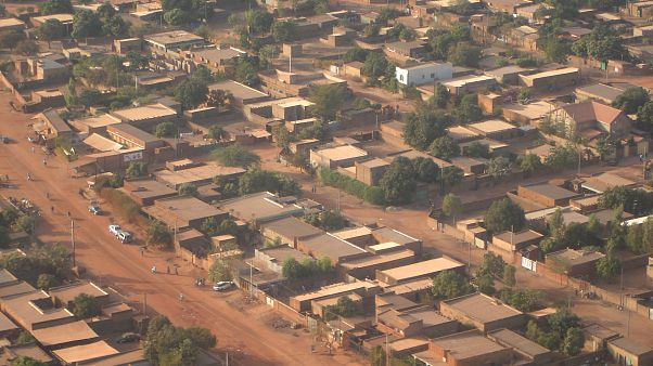 Burkina Faso'nun başkenti Ouagadougou'da bir mahalle Burkina Faso'nun başkenti Ouagadougou'da bir mahalle