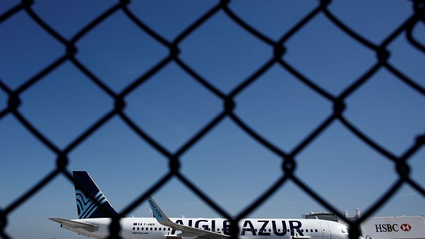 Aigle Azur : des offres de reprise sur la table Aigle Azur : des offres de reprise sur la table