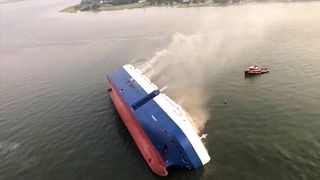 Négy matróz tűnt el a teherhajó balesetében