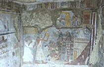 Novas sepulturas milenares reveladas em Luxor