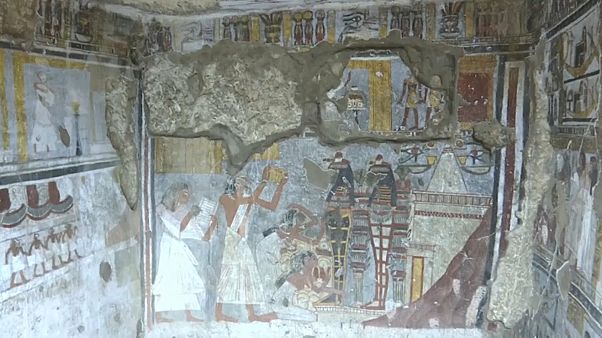Novas sepulturas milenares reveladas em Luxor Novas sepulturas milenares reveladas em Luxor