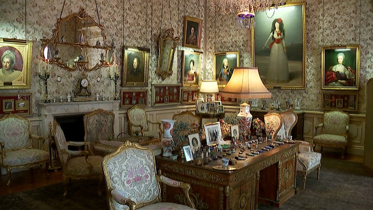 أيام ويشرع قصر "ليريا الكلاسيكي" أبوابه أمام عشاق الفن في مدريد الإسبانية 