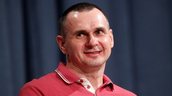 Oleg Sentsov volverá hacer películas después de su liberación en Rusia Oleg Sentsov volverá hacer películas después de su liberación en Rusia