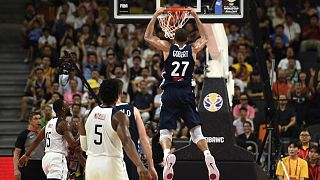 Mondial de basket : exploit des "Frenchies" qui sortent les Américains en quarts