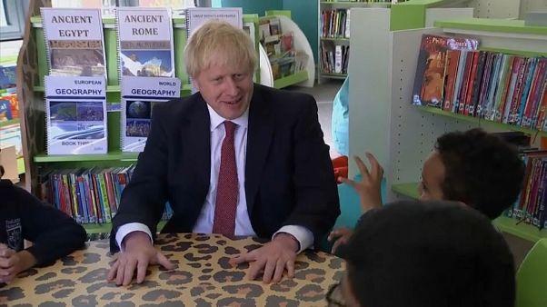 Boris Johnson in der Schule: Appel für mehr Offenheit Boris Johnson in der Schule: Appel für mehr Offenheit