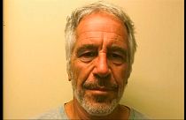 Polícia francesa procura mais vítimas de Epstein