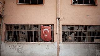 عائلات تركية تنتظر إجابات حول مصير أفرادها المفقودين