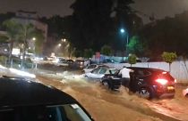 شاهد: الفيضانات تغرق العاصمة الجزائرية