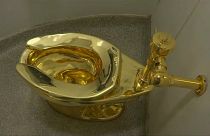 Einbrecher stehlen Toilette aus 18-karätigem Gold im Wert von mehr als 5 Millionen Dollar