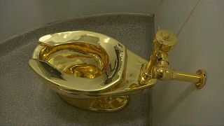 Einbrecher stehlen Toilette aus 18-karätigem Gold im Wert von mehr als 5 Millionen Dollar