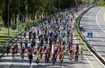 شاهد: سباقٌ بالدراجات ومظاهراتٌ في فرانكفورت تدعو لإجراءات أكثر نجاعة حمايةً للبيئة