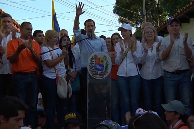 Juan Guaidó ismét tagadta, hogy kapcsolatban állna bűnszervezetekkel