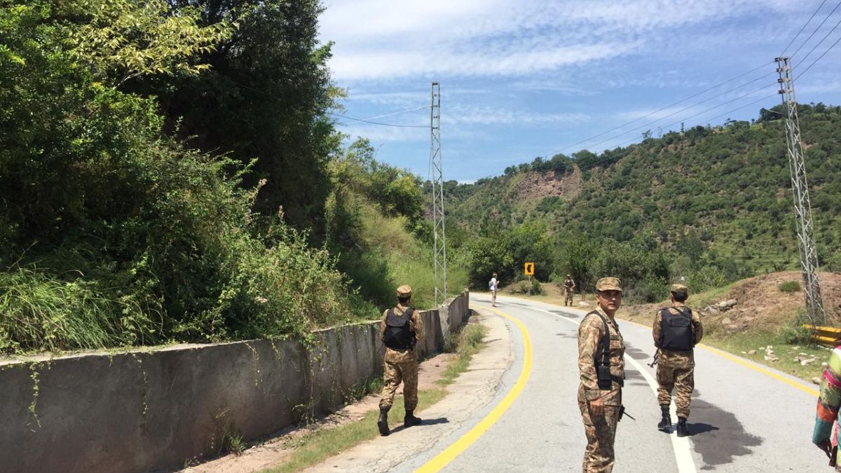Pakistan, son sınır ihlalleri yüzünden Afgan ve Hint diplomatları Dışişleri Bakanlığı’na çağırdı