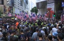 Ismét összecsaptak a rendőrök és a tüntetők Hongkongban