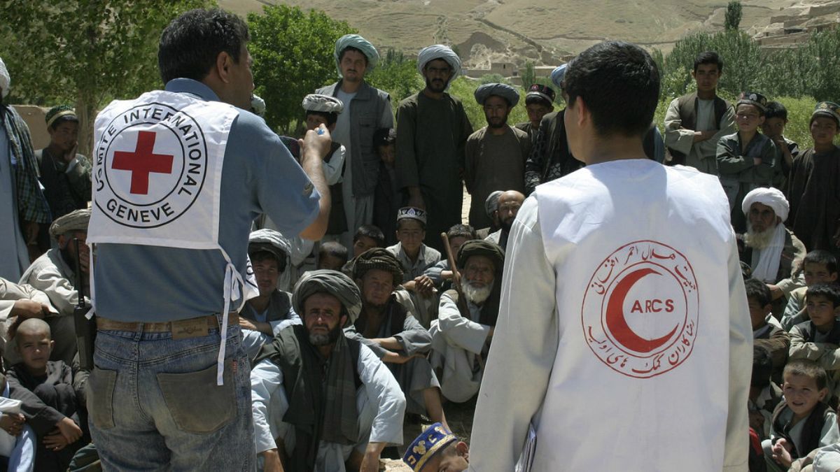 طالبان: امنیت سازمان صلیب سرخ را در افغانستان دوباره تضمین می‌کنیم