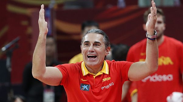 Che stagione per Sergio Scariolo: campione del mondo con la Spagna e anello NBA come assistent-coach dei Toronto Raptors! Che stagione per Sergio Scariolo: campione del mondo con la Spagna e anello NBA come assistent-coach dei Toronto Raptors!