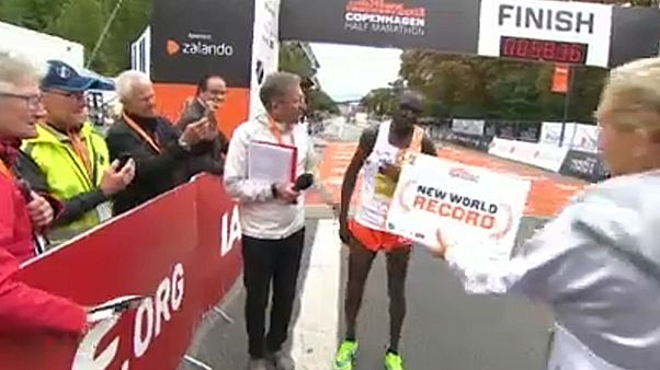 Kamworor félmaratonban világcsúcsot futott Kamworor félmaratonban világcsúcsot futott