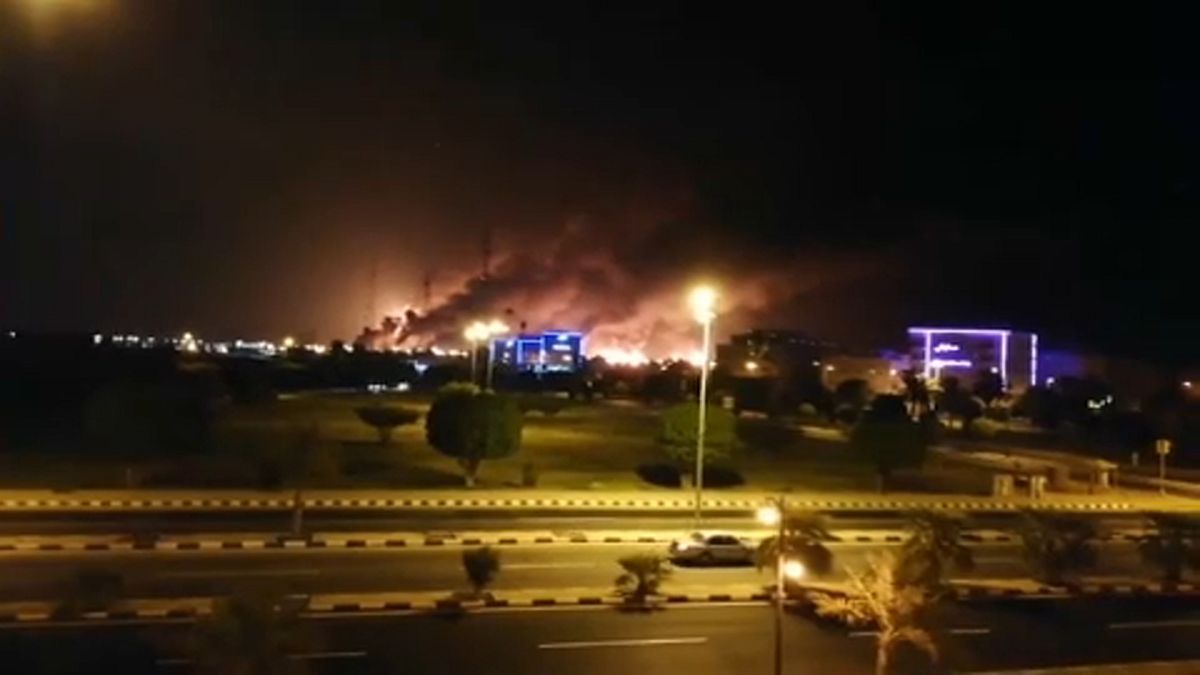 Mercado de crude ressente-se dos ataques às refinarias sauditas