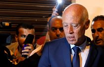 المرشح إلى الانتخاب��ت الرئاسية التونسية قيس سعيّد في تونس العاصمة اليوم