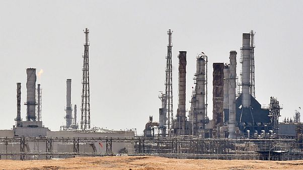 تاسیسات نفتی آرامکو در عربستان تاسیسات نفتی آرامکو در عربستان