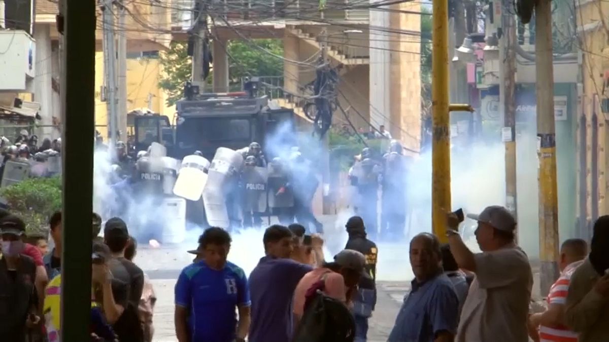 Protestas y choques en Honduras en el día de la Independencia