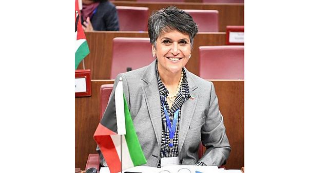 النائب الكويتية صفاء الهاشم النائب الكويتية صفاء الهاشم
