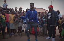 موسیقی کودوروی آنگولا؛ سبکی با الهام از فیلم ژان کلود ون دام