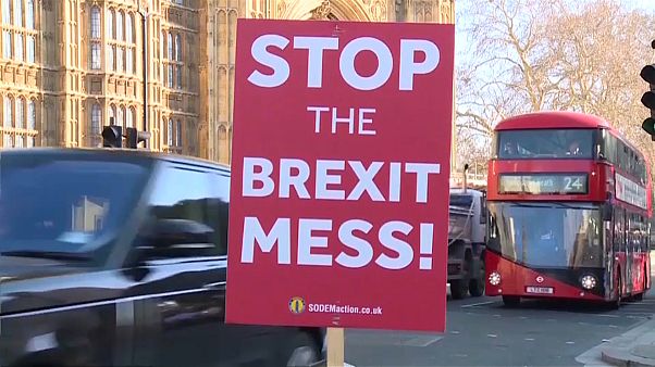 Bíróságon a brit parlament felfüggesztése Bíróságon a brit parlament felfüggesztése