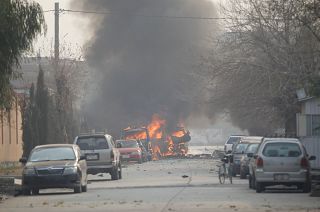 Atentados suicidas fazem 48 mortos no Afeganistão