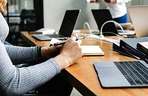 شاخص برابری دستمزد زنان با مردان در فرانسه؛ احتمال جریمه ۱۷ درصد شرکت‌ها