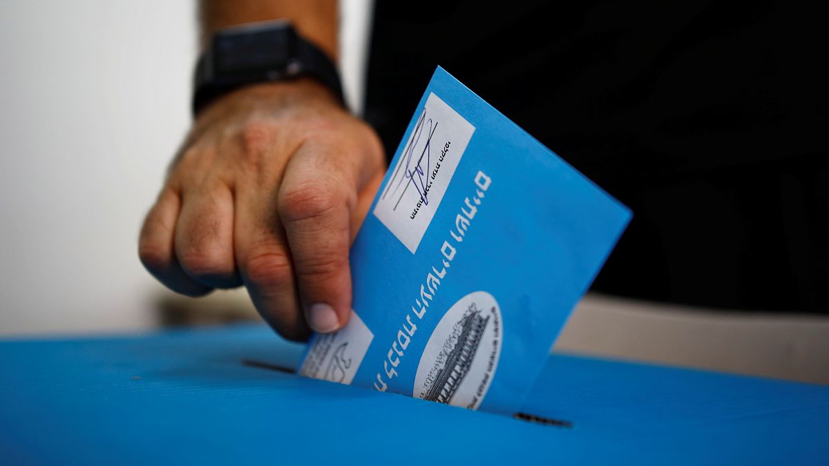 На выборах в Израиле лидирует оппозиция - экзитполы