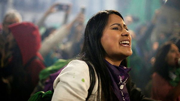 Ecuador rechaza despenalizar el aborto en caso de violación Ecuador rechaza despenalizar el aborto en caso de violación