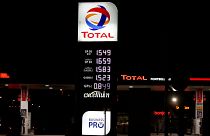 الهجوم على المنشئات النفطية السعودية يلقي بظلاله على أسعار الوقود بفرنسا ويغضب السترات الصفراء