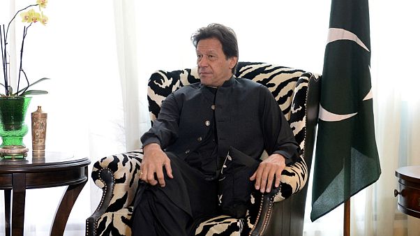 عمران خان: از دونالد ترامپ میخواهم گفتگوهای صلح افغانستان را از سر بگیرد عمران خان: از دونالد ترامپ میخواهم گفتگوهای صلح افغانستان را از سر بگیرد