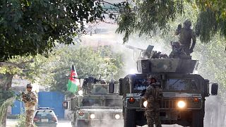 Afgan güvenlik güçleri, Celalabad'da düzenlenen silahlı saldırıya müdahale ederek 4 saldırganı öldürdü