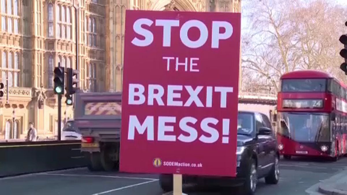 Londres mueve ficha para desbloquear el Brexit