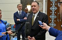 مایک پمپئو در ابوظبی: ایالات متحده به دنبال راه حلی «صلح‌آمیز» است