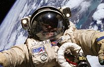 روسیه فضانوردانش را مسلح می‌کند