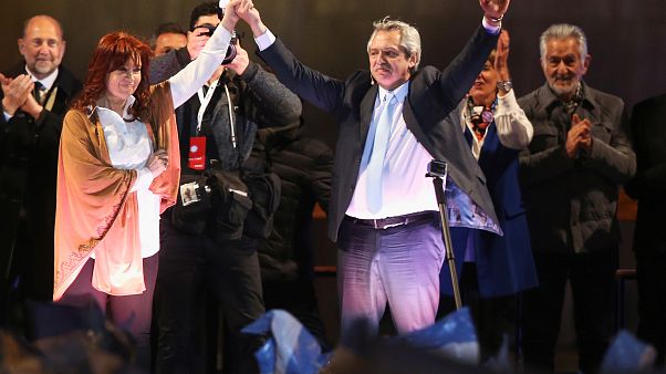 La justicia argentina cierra el cerco en torno a Cristina Fernández en plena campaña electoral La justicia argentina cierra el cerco en torno a Cristina Fernández en plena campaña electoral