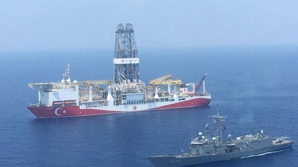 Kıbrıs Rum Yönetimi'nden Türkiye'ye: Blok 7 bizim egemenlik sahamızda Kıbrıs Rum Yönetimi'nden Türkiye'ye: Blok 7 bizim egemenlik sahamızda